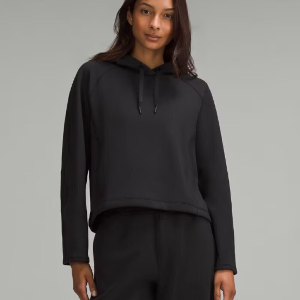NWOT Smooth Spacer Hoodie *Emboss